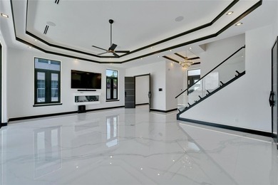 Come and experience the epitome of Apollo Beach living within - photo 24