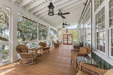 Tucked away on a quiet cul-de-sac in the gated community of Bull - photo 26