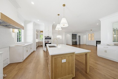 Experience timeless elegance and modern sophistication in this - photo 8