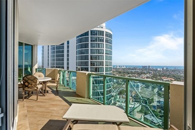 Elegantly Re-Imagined Corner Penthouse, offered fully furnished - photo 33