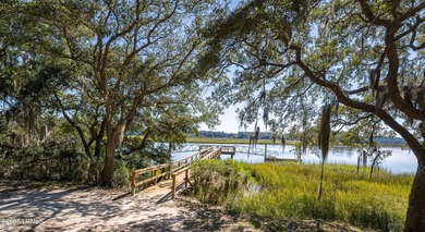 Tucked away on a quiet cul-de-sac in the gated community of Bull - photo 36