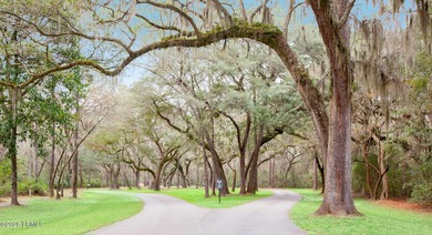 Tucked away on a quiet cul-de-sac in the gated community of Bull - photo 42