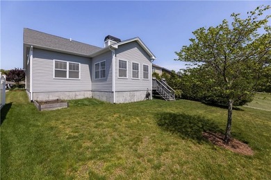 Welcome to Reynolds Farm, one of North Kingstown's most - photo 42