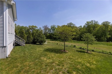 Welcome to Reynolds Farm, one of North Kingstown's most - photo 44