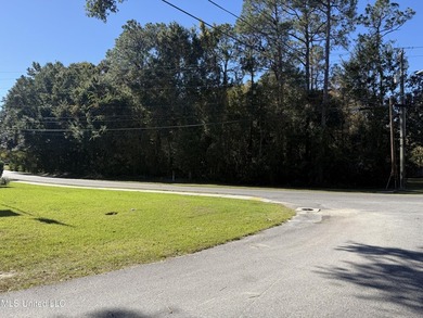 Reduced to sell. This lot is located on the main road arriving - photo 1