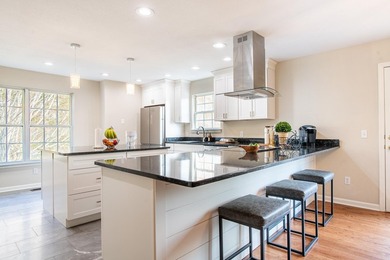 OPEN HOUSE THIS SUNDAY, MAR 29th, 2-4PM. This renovated home - photo 7