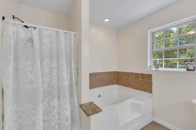 Welcome home to this beautiful 4-bedroom, 3-bath residence - photo 19