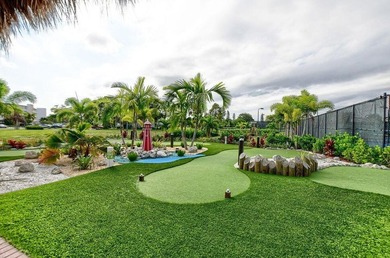 This beautiful, ground-floor, corner unit is full of wonderful - photo 32