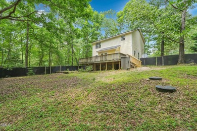 Welcome home to this beautiful 4-bedroom, 3-bath residence - photo 32
