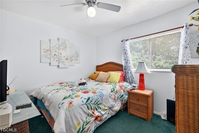 Beautiful townhome in a quiet community with walking distance to - photo 13