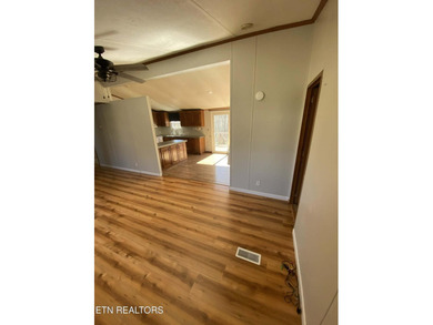 Great starter home or perfect place to retire! This - photo 16