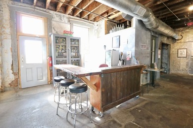62 E 7th Street, Dubuque, IA - *The Smokestack* Offered at $685 - photo 26