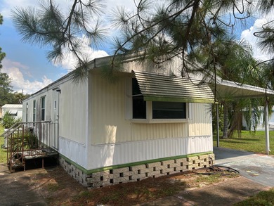 Lake Idlewild Home For Sale in Fruitland Park Florida