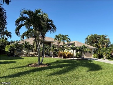YOUR SOUTHWEST FLORIDA DREAM HOME IS HERE!!! Discover this - photo 2