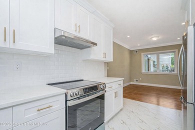 NEW CONSTRUCTION 6-OVER-6 Located in the desirable section of - photo 43