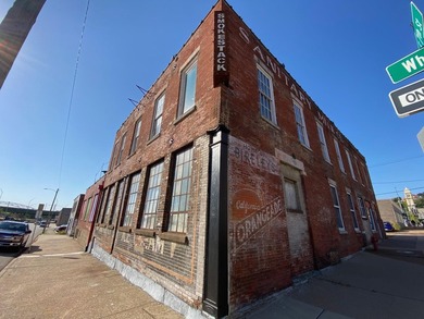 62 E 7th Street, Dubuque, IA - *The Smokestack* Offered at $685 - photo 44