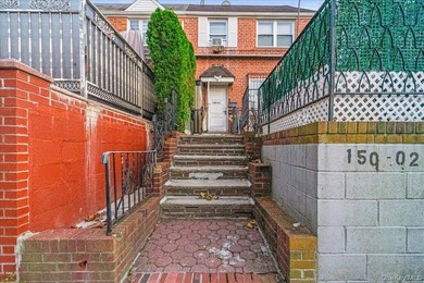 Unique 2-Family Townhouse ( Corner ) in Prime Kew Gardens Hills - photo 4