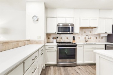 Beachfront Condo Beauty! Looking for beachfront condo with - photo 18