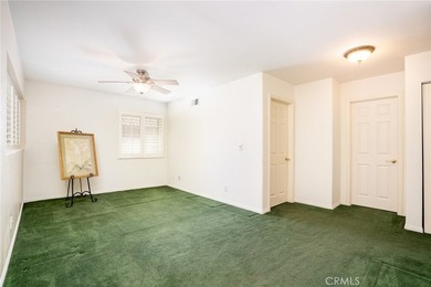 Dramatic ceilings, ocular and arched transom windows, walk-in - photo 18