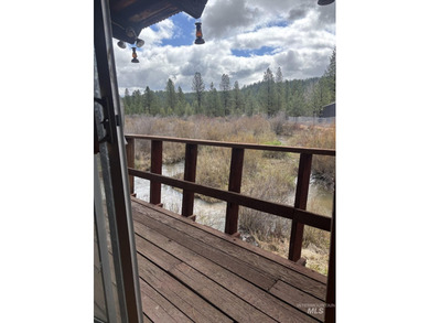 Welcome to Elk Creek Retreat- a beloved escape located moments - photo 19