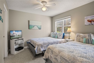 Enjoy lake life at its finest in this beautifully styled 3-bed - photo 22