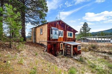Welcome to Elk Creek Retreat- a beloved escape located moments - photo 22