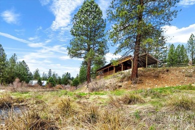 Welcome to Elk Creek Retreat- a beloved escape located moments - photo 24