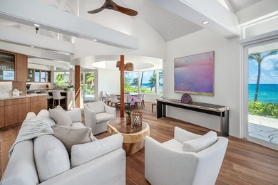 A single oceanfront compound fronting Tunnels Beach, in Haena on - photo 5