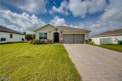 Don't miss this like-new 2024 D.R. Horton Aria model in vibrant - photo 1