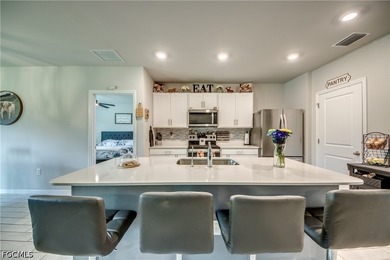 Don't miss this like-new 2024 D.R. Horton Aria model in vibrant - photo 6