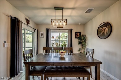 Don't miss this like-new 2024 D.R. Horton Aria model in vibrant - photo 10
