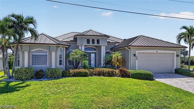 **Stunning, Meticulously Maintained Pool Home with Dock on - photo 1