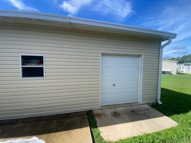 Beautiful Mobile Home for Sale in Lake Wales, Florida - 55+ - photo 20