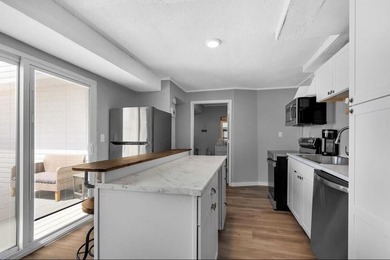 COASTAL LUXURY MEETS INVESTMENT OPPORTUNITY AT NAVARRE BEACH - photo 29