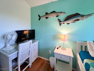 Adorable island cottage on beautiful North Captiva Island with - photo 29