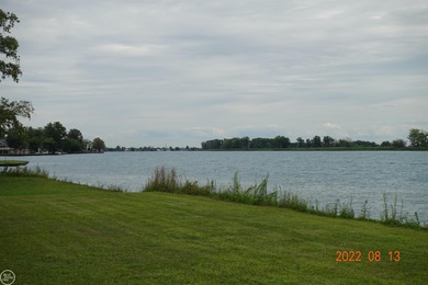 Lake Saint Clair Lot For Sale in Harsens Island Michigan