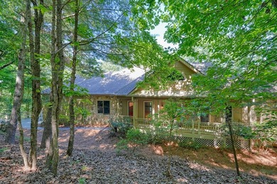 Welcome home to this thoughtfully designed 3BR/3BA residence - photo 4