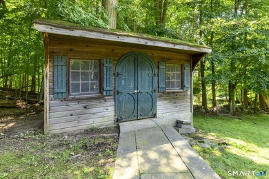 Welcome to this sun-filled ranch offering breathtaking - photo 40