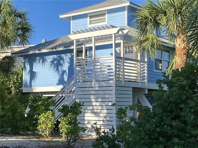 Adorable island cottage on beautiful North Captiva Island with - photo 40