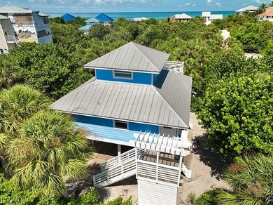 Adorable island cottage on beautiful North Captiva Island with - photo 42