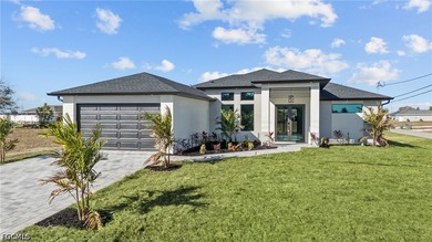 Welcome to this stunning NEW CONSTRUCTION beauty in Cape Coral - photo 3