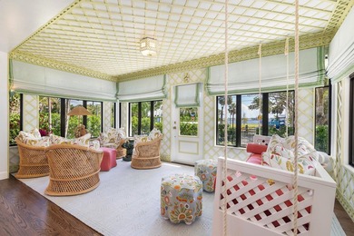 Quintessential Palm Beach An iconic residence in Historic - photo 23