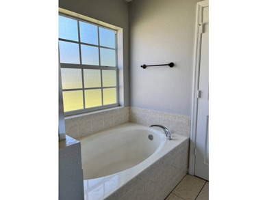 The Oaks at Blue Heron where you will think you're in the - photo 26