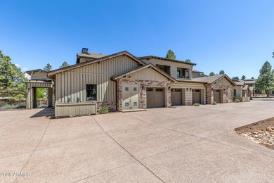 Experience luxury Mountain living in this exceptionally - photo 8