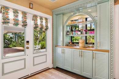 Quintessential Palm Beach An iconic residence in Historic - photo 31