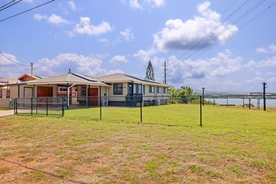 Perched on Kauai's sunny West Side, this stunning 4-bedroom, 2 - photo 2