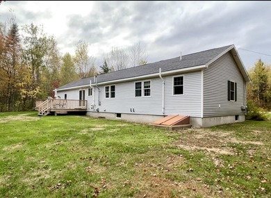 PRICE IMPROVEMENT on this lovely, single level home just 5+ - photo 3