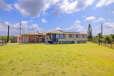 Perched on Kauai's sunny West Side, this stunning 4-bedroom, 2 - photo 5