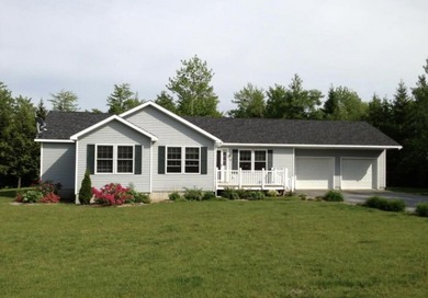 PRICE IMPROVEMENT on this lovely, single level home just 5+ - photo 6