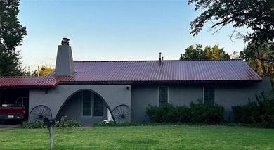 (private lake, pond, creek) Home For Sale in Seymour Texas